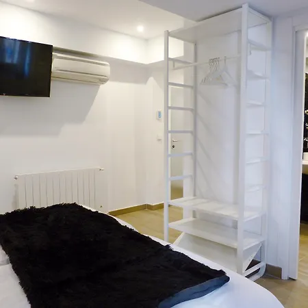 Guest house Lo 3*