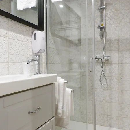Lo Guest house 3*